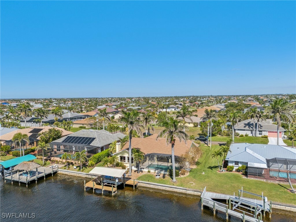 Property Photo: 2508 SW 45th Street FL 33914