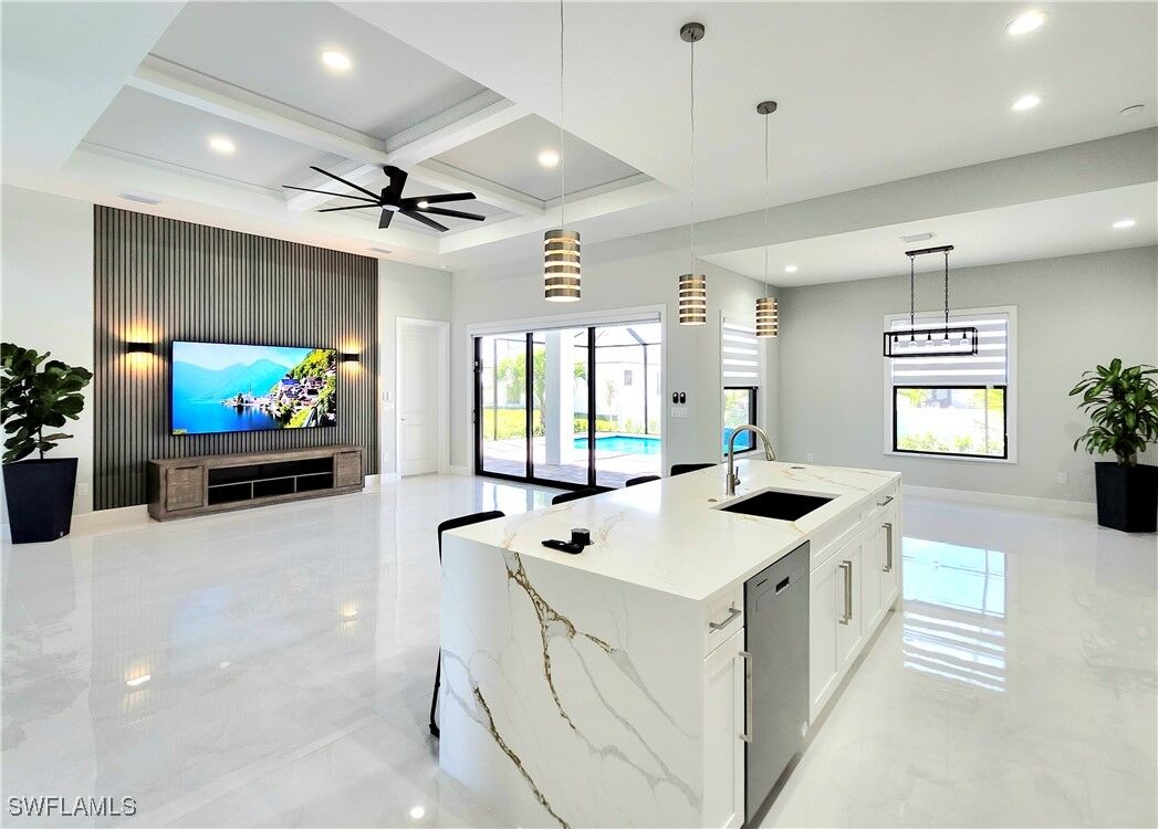 Property Photo: 2836 NW 45th Avenue FL 33993