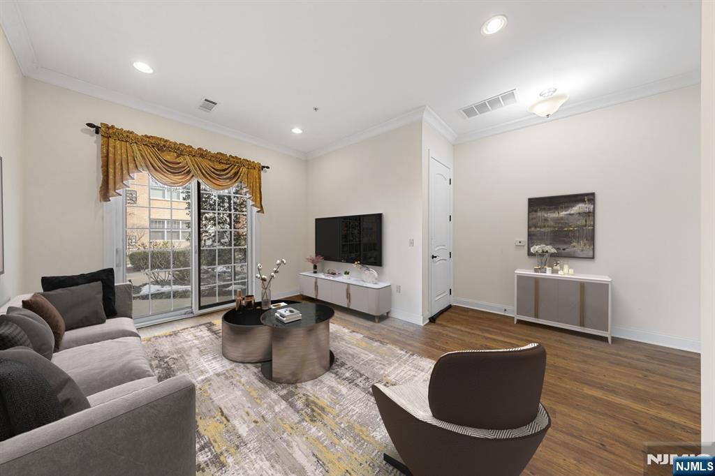 Property Photo: 2116 The Plaza 2116 NJ 07670