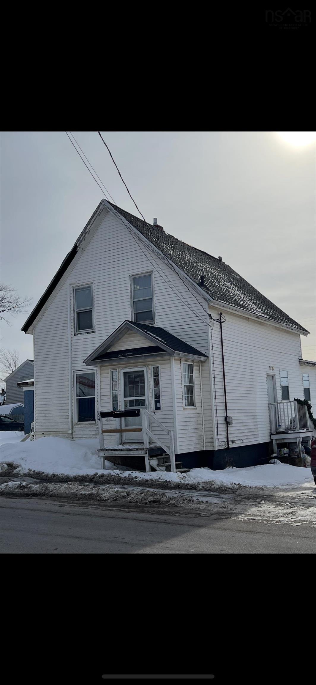 Photo de la propriété: 54 Laplanche Street NS B4H 3G8