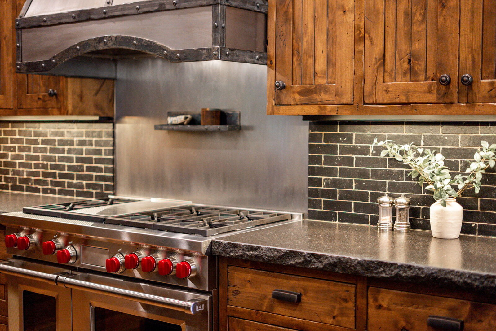 Property Photo: 56545 Sunstone Loop 121 OR 97707