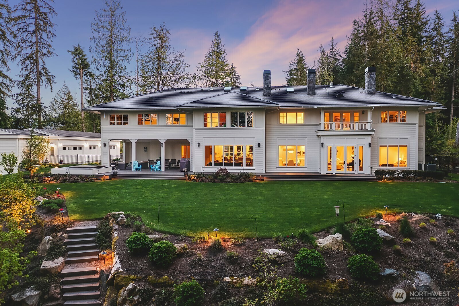 Property Photo: 27216 SE Grand Ridge Drive WA 98029