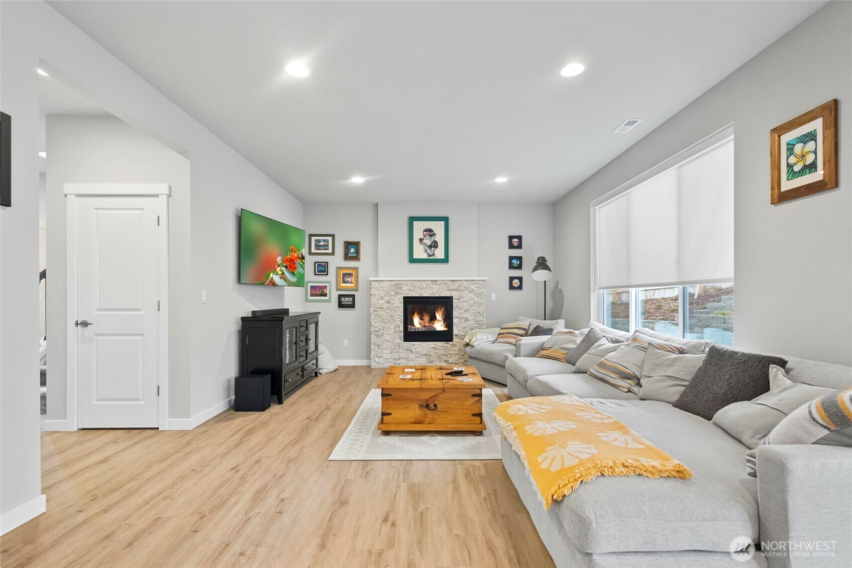 Property Photo: 2205 SW Putnam Drive WA 98277