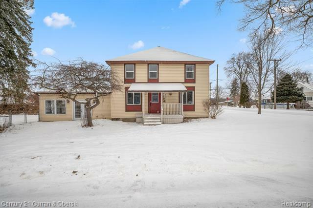 Property Photo:  4554 Middle Street  MI 48421 