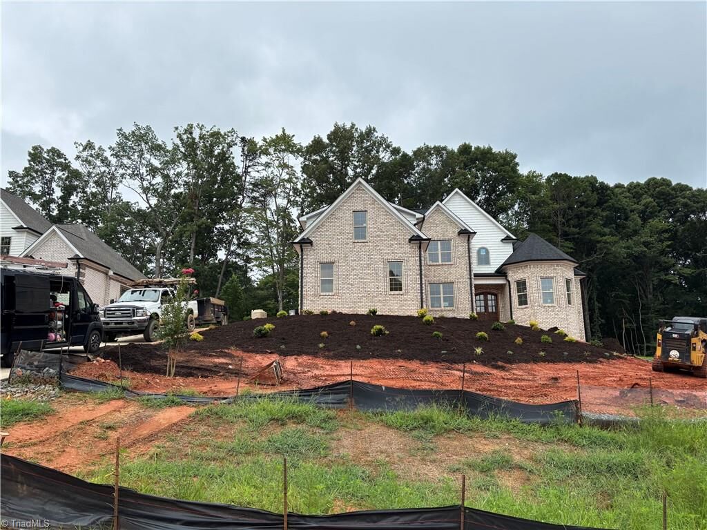 Property Photo:  5477 Meadowlark Court  NC 27106 
