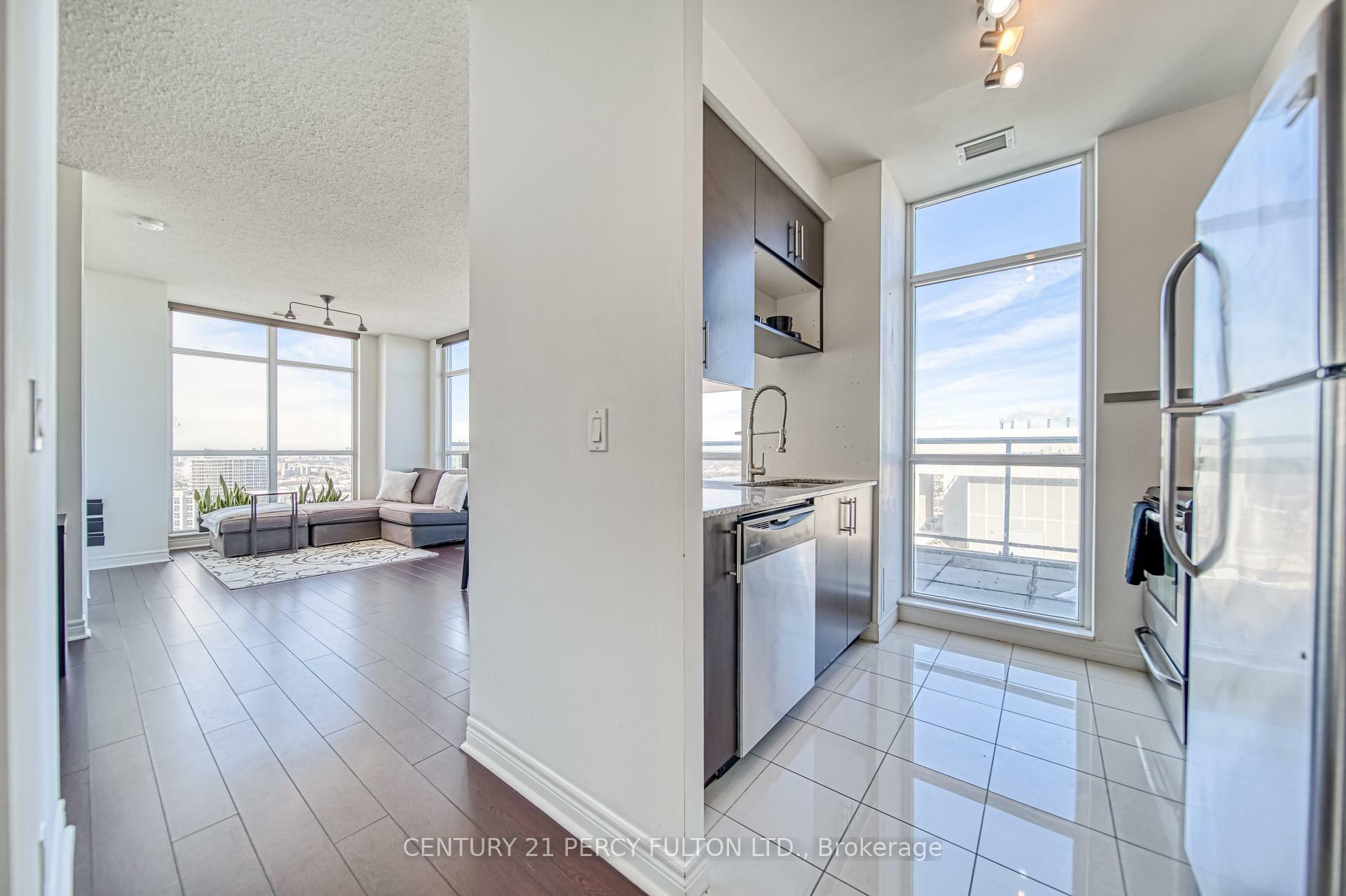 Photo de la propriété: 50 Town Centre Court Ph3 ON M1P 0A9
