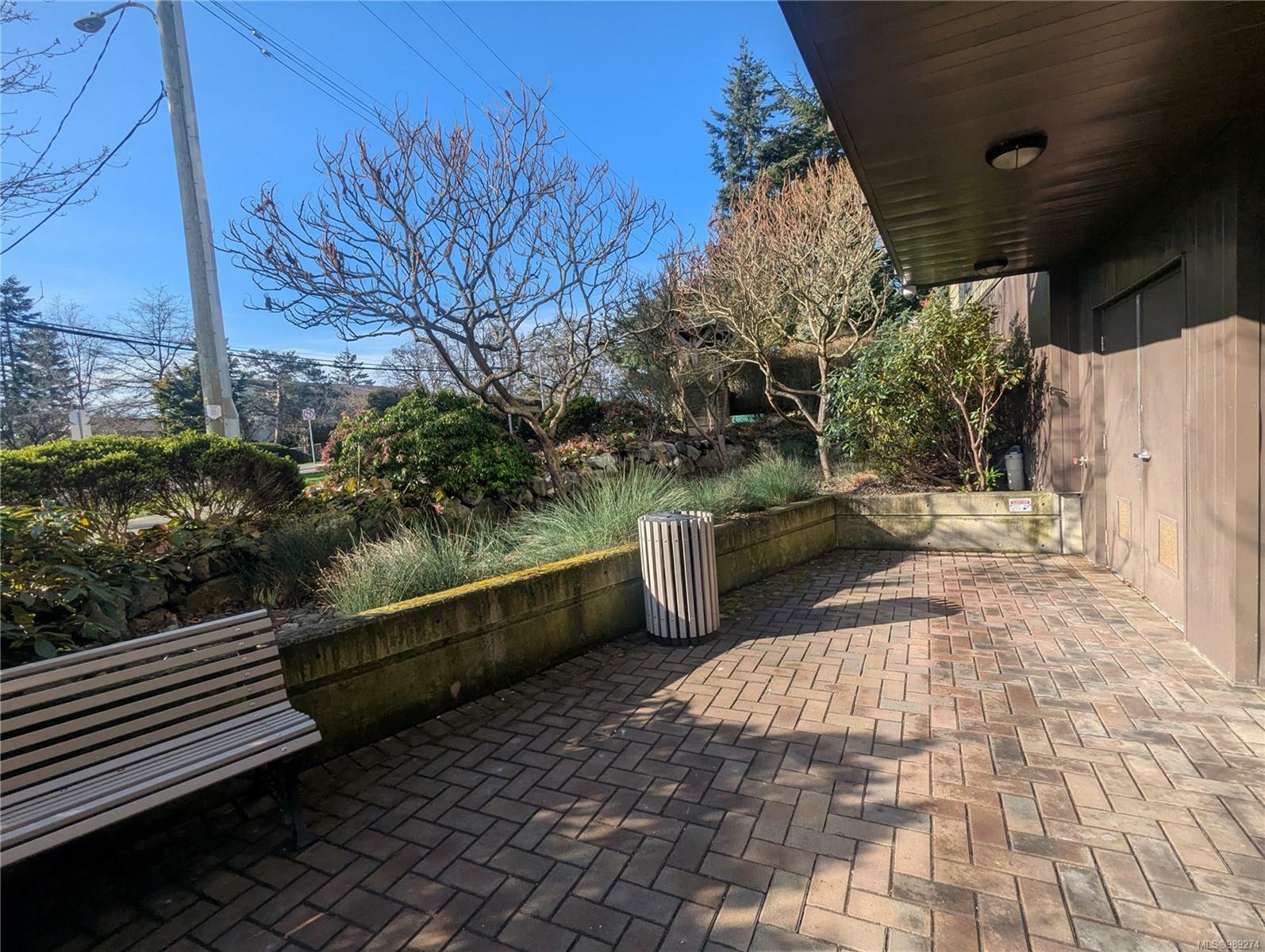 Photo de la propriété: 982 McKenzie Ave 306 BC V8X 3G7