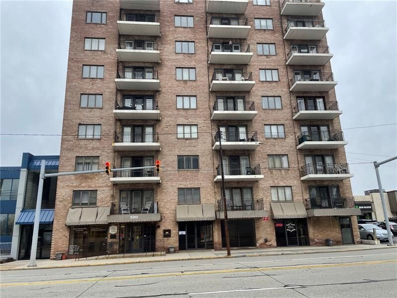 Property Photo: 520 Washington Rd 704 PA 15228