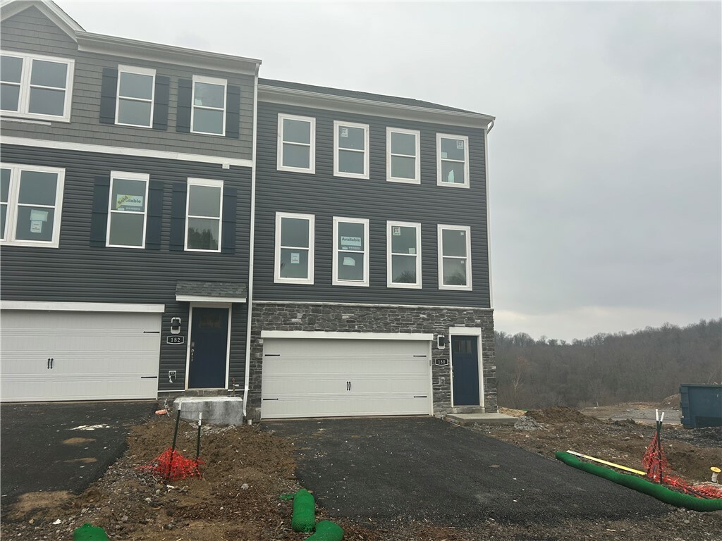 Property Photo: 180 Sweetwater Dr PA 15108