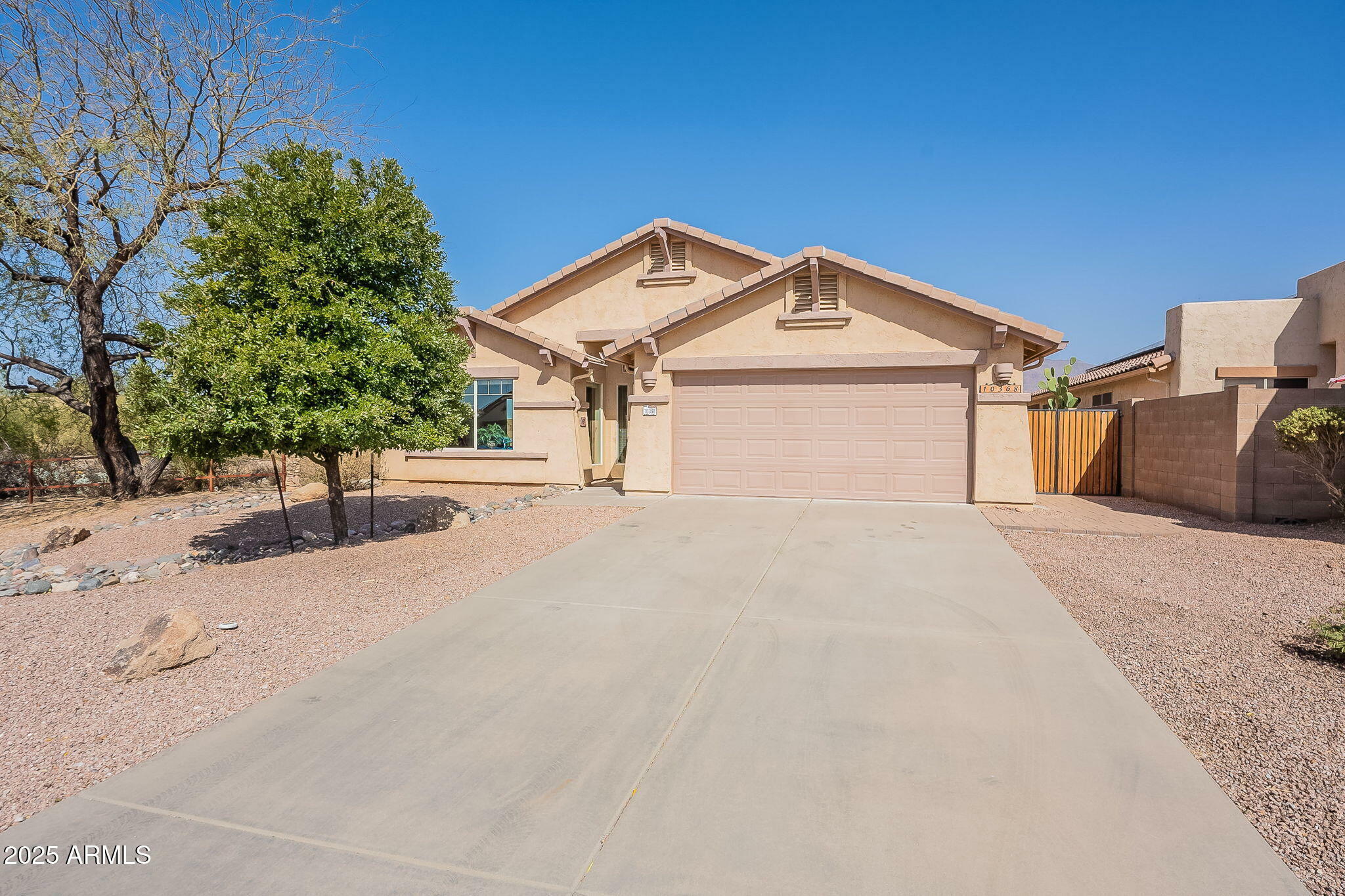 Property Photo:  10368 E Gold Nugget Court  AZ 85118 