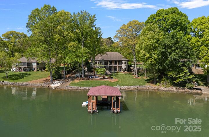 Property Photo:  4786 Heather Lane  NC 28037 