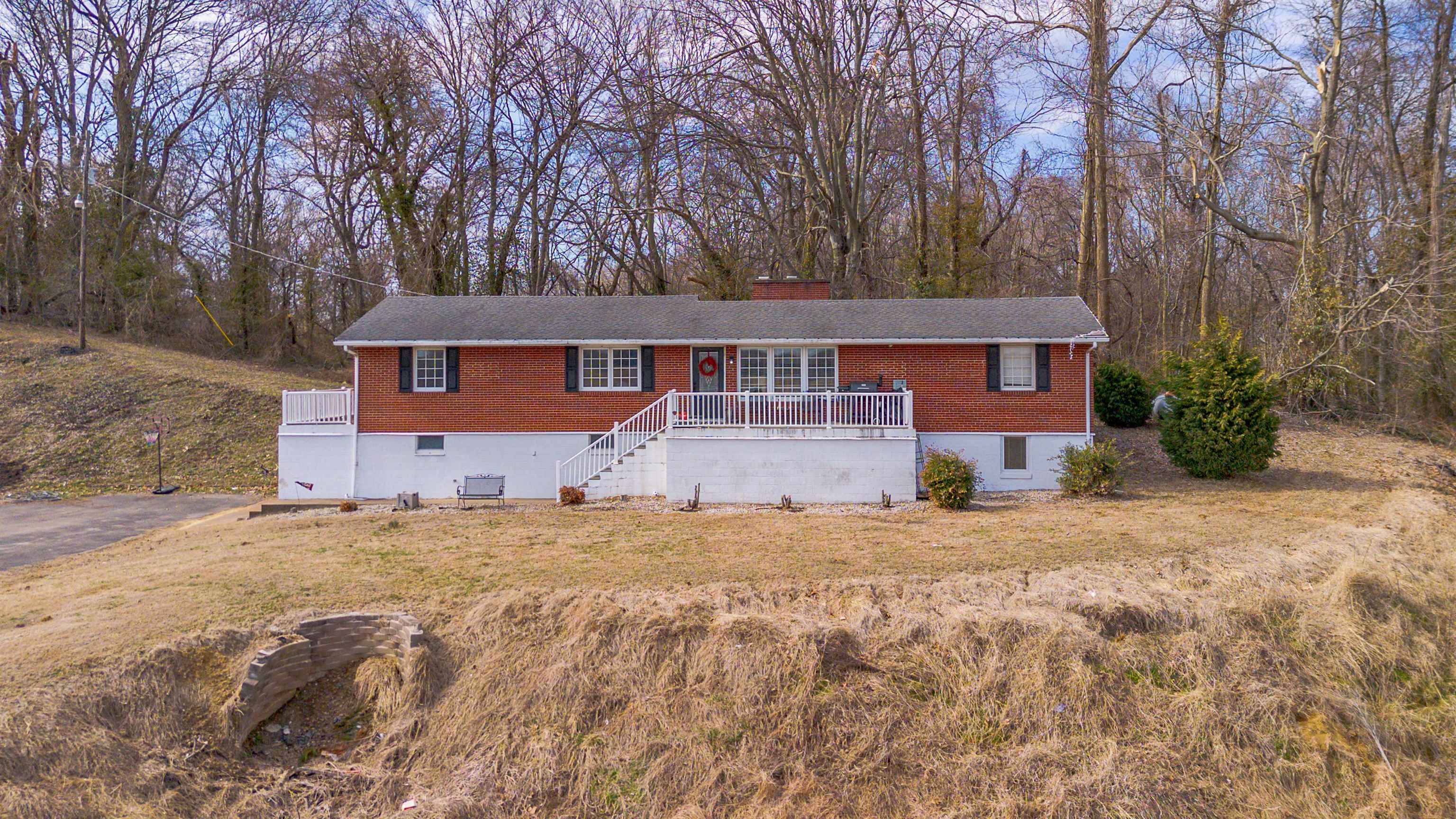 Property Photo: 5975 State Route 360 KY 42437
