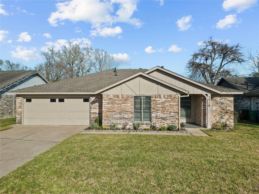 Property Photo:  3919 Willowind Drive  TX 77504 