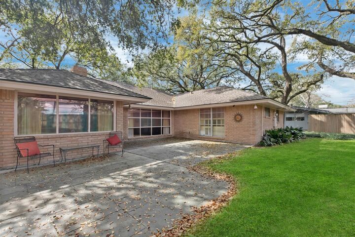 Property Photo:  7702 Nairn Street  TX 77074 