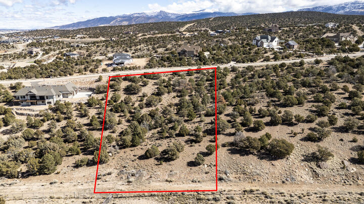 Property Photo: 954 S Panorama Dr UT 84720