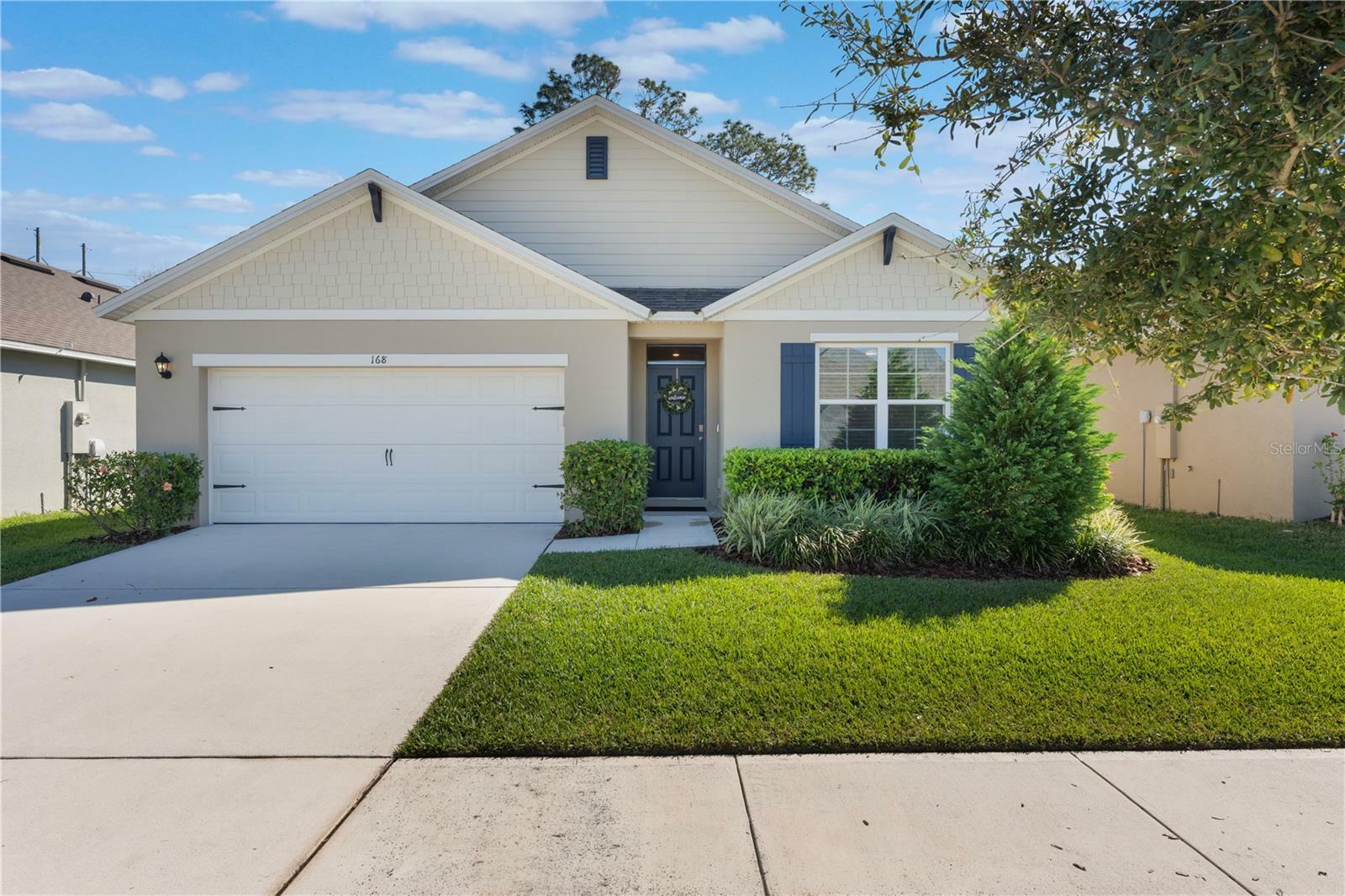 Property Photo:  168 Victoria Oaks Boulevard  FL 32724 