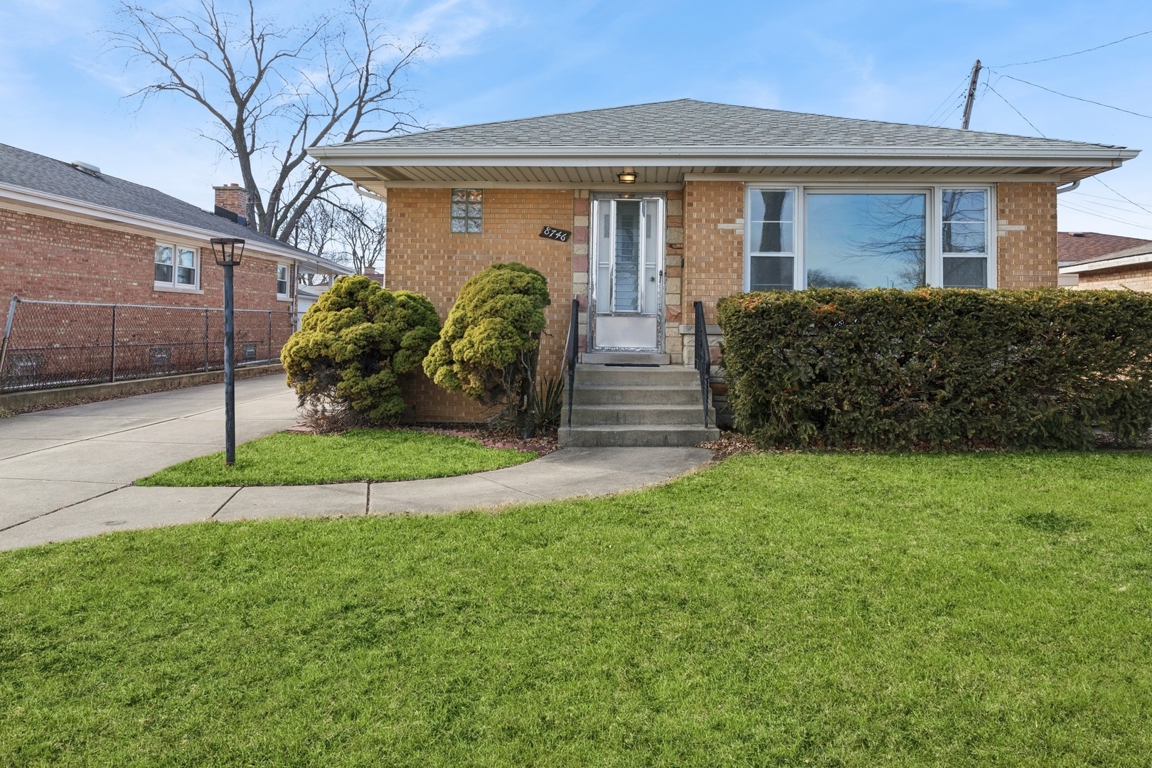 Property Photo:  8746 N Ozark Avenue  IL 60714 