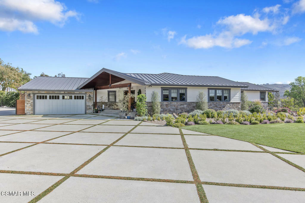 Property Photo:  11298 Barranca Road  CA 93012 