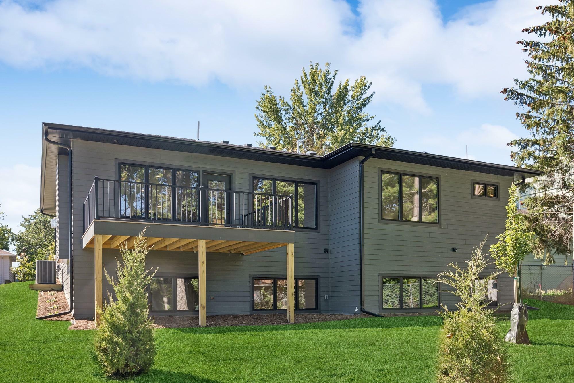 620 Greenvale Avenue  Northfield MN 55057 photo