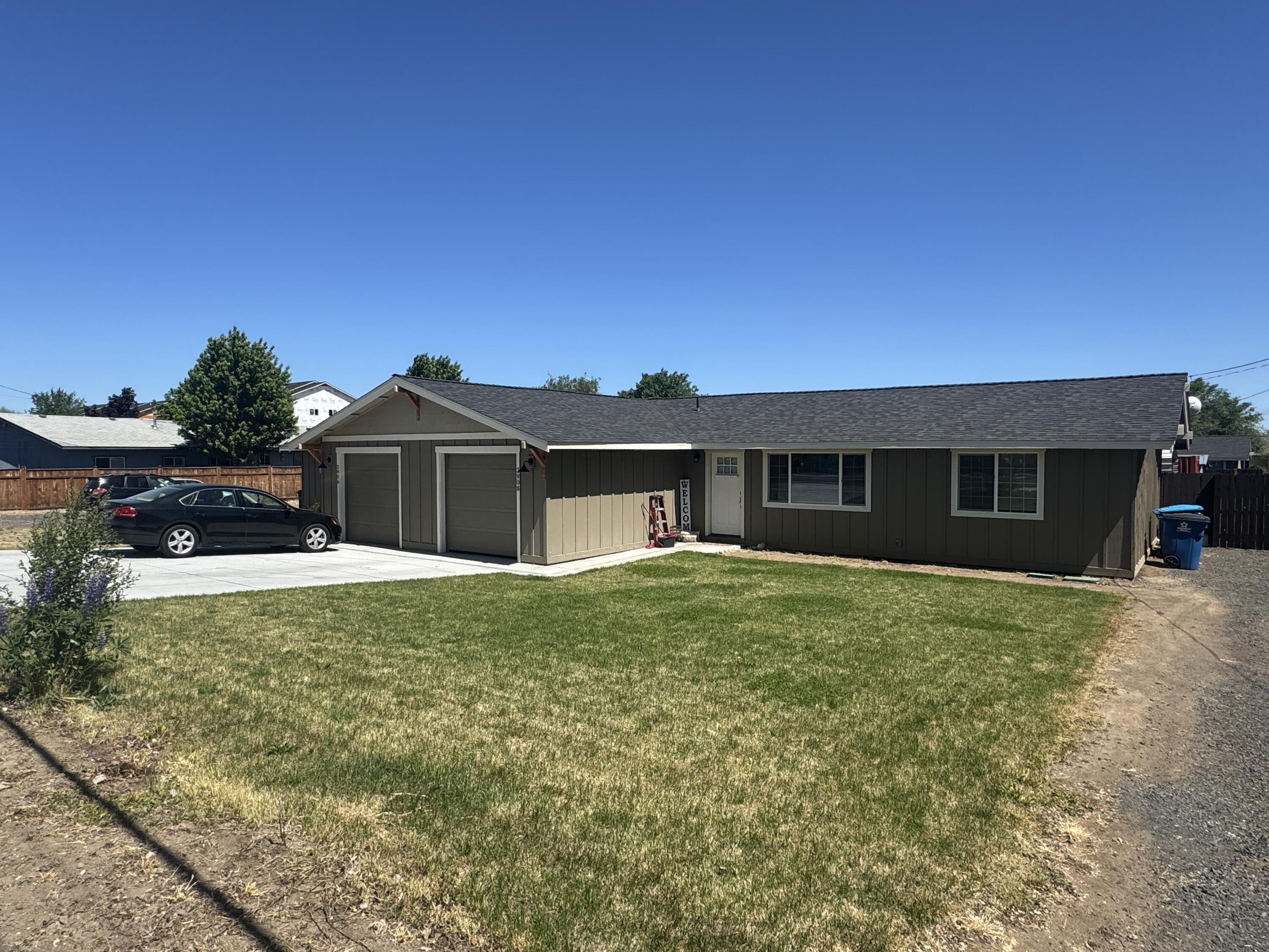 2906 SW Canal Boulevard  Redmond OR 97756 photo