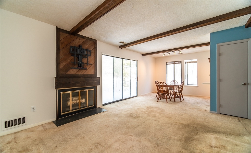 Property Photo: 356 Nassau Dr 356 MA 01129