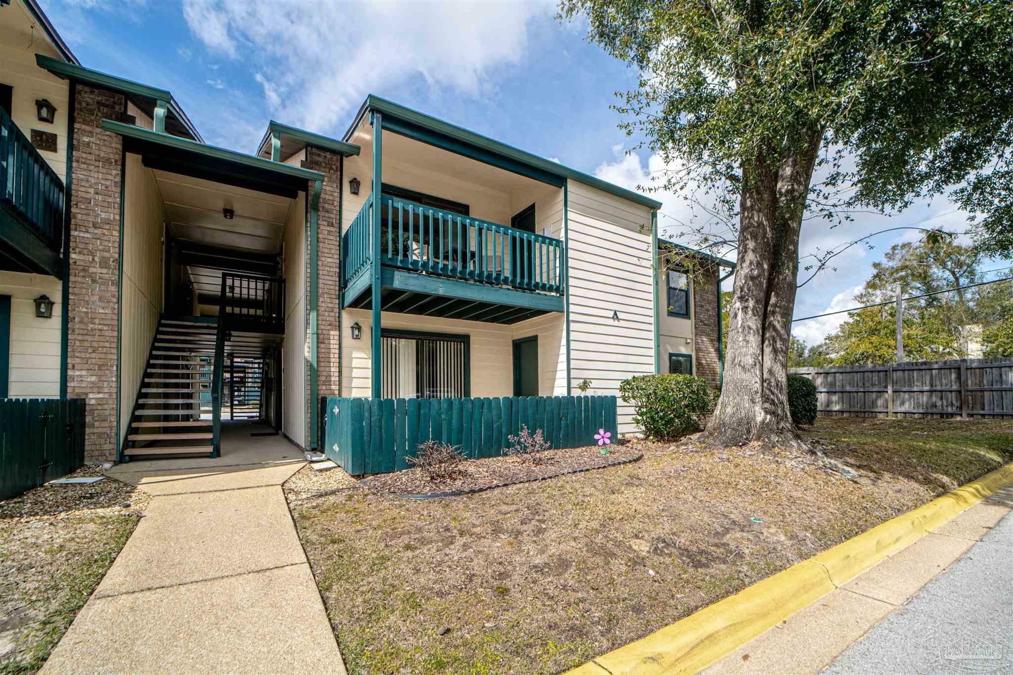Property Photo: 2299 Scenic Hwy A8 FL 32503