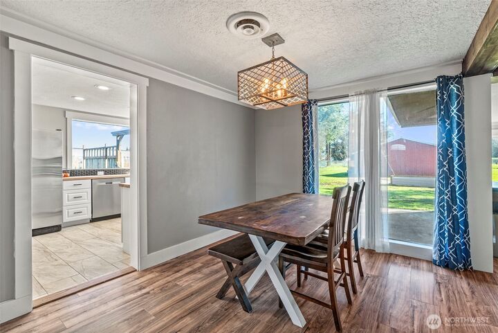 Property Photo:  1648  7th Avenue  WA 98632 