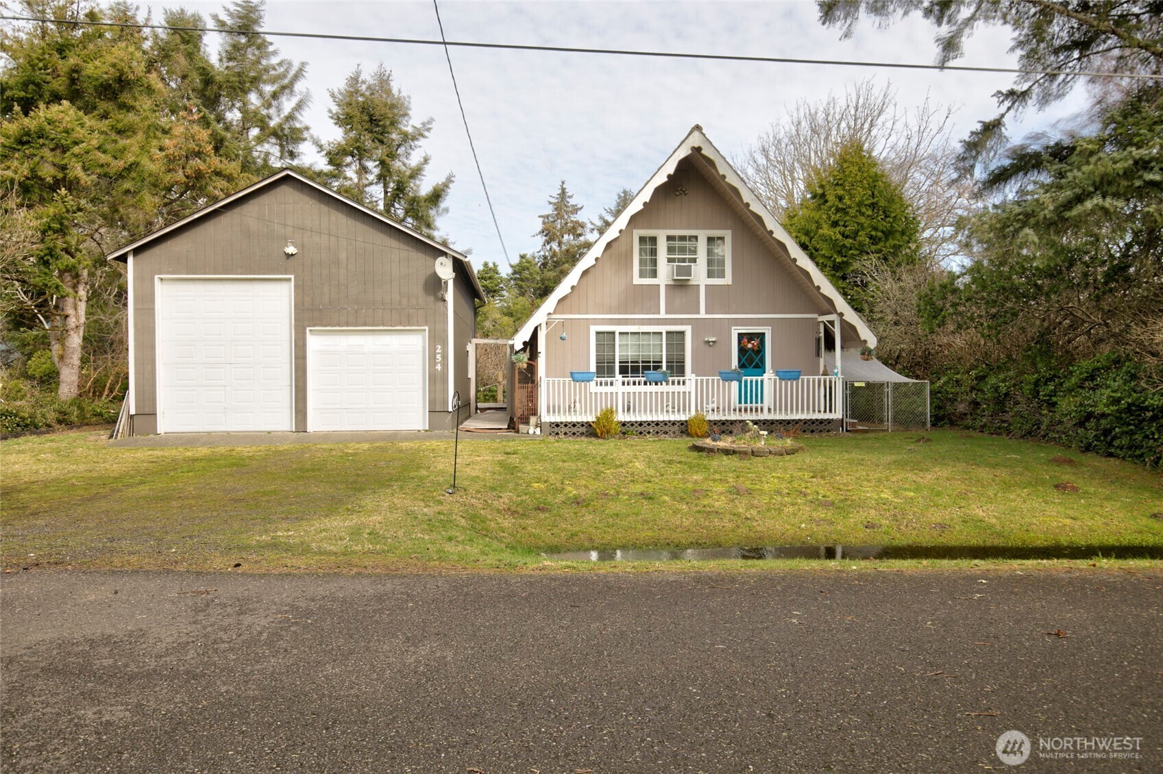 Property Photo: 254 Wishkah Street SW WA 98569
