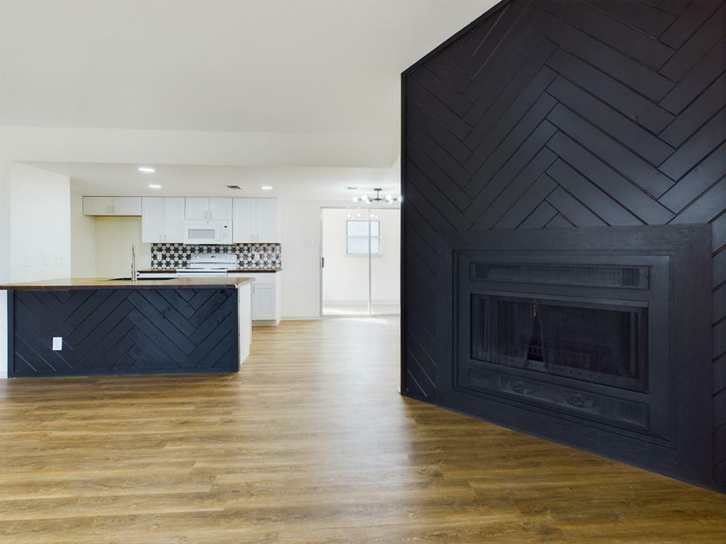 Property Photo: 49 Terrace Dr TX 76903