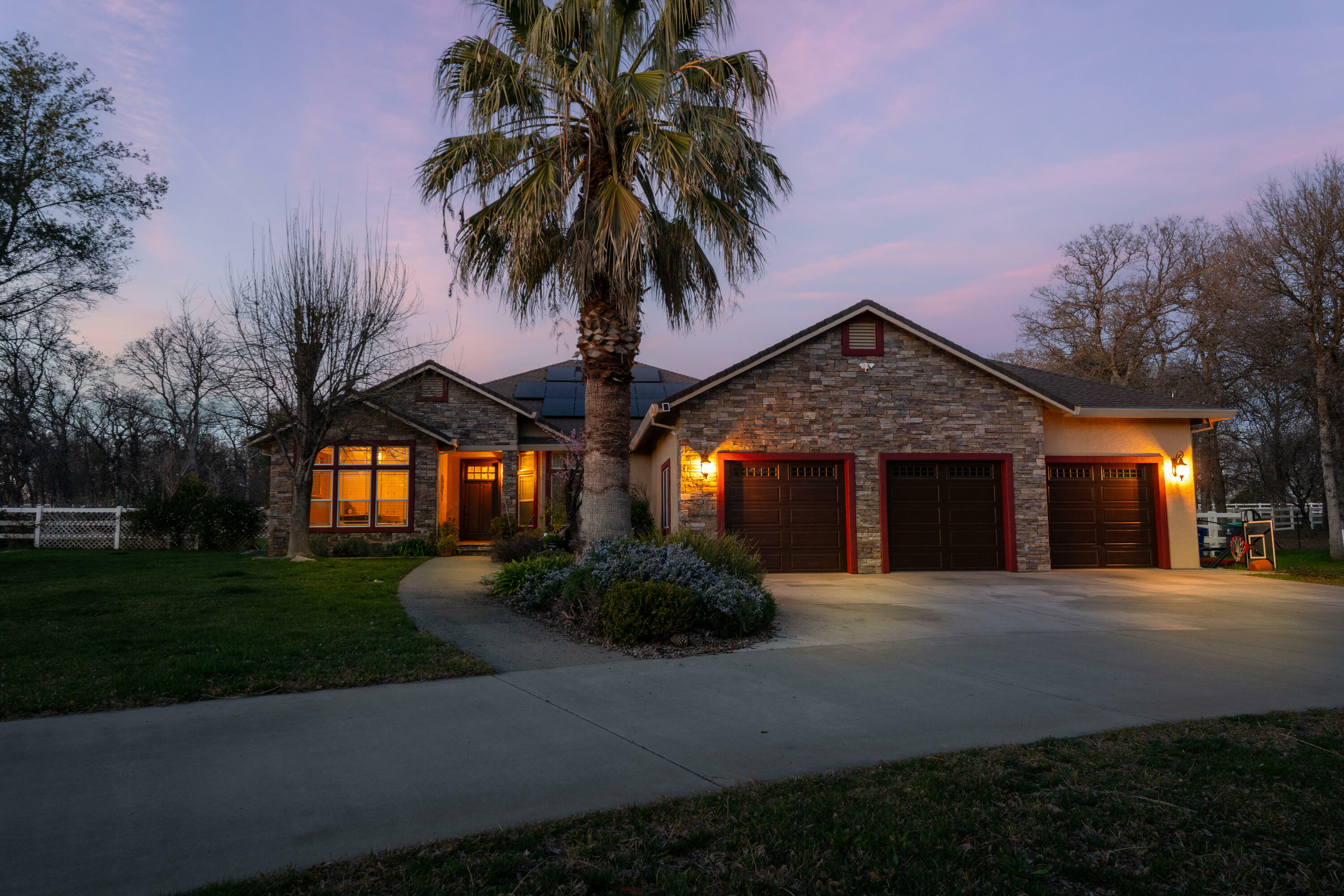 Property Photo: 15410 Autumn Oaks Court CA 96080