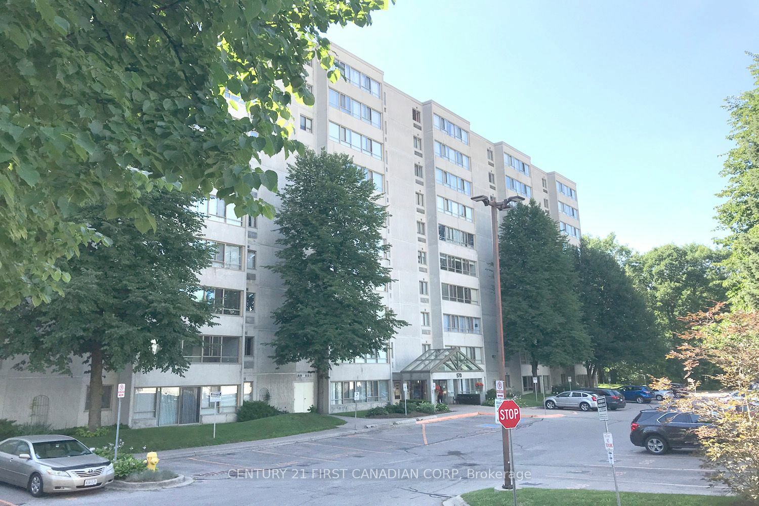 Property Photo:  570 Proudfoot Lane 1003  ON N6H 4Z1 