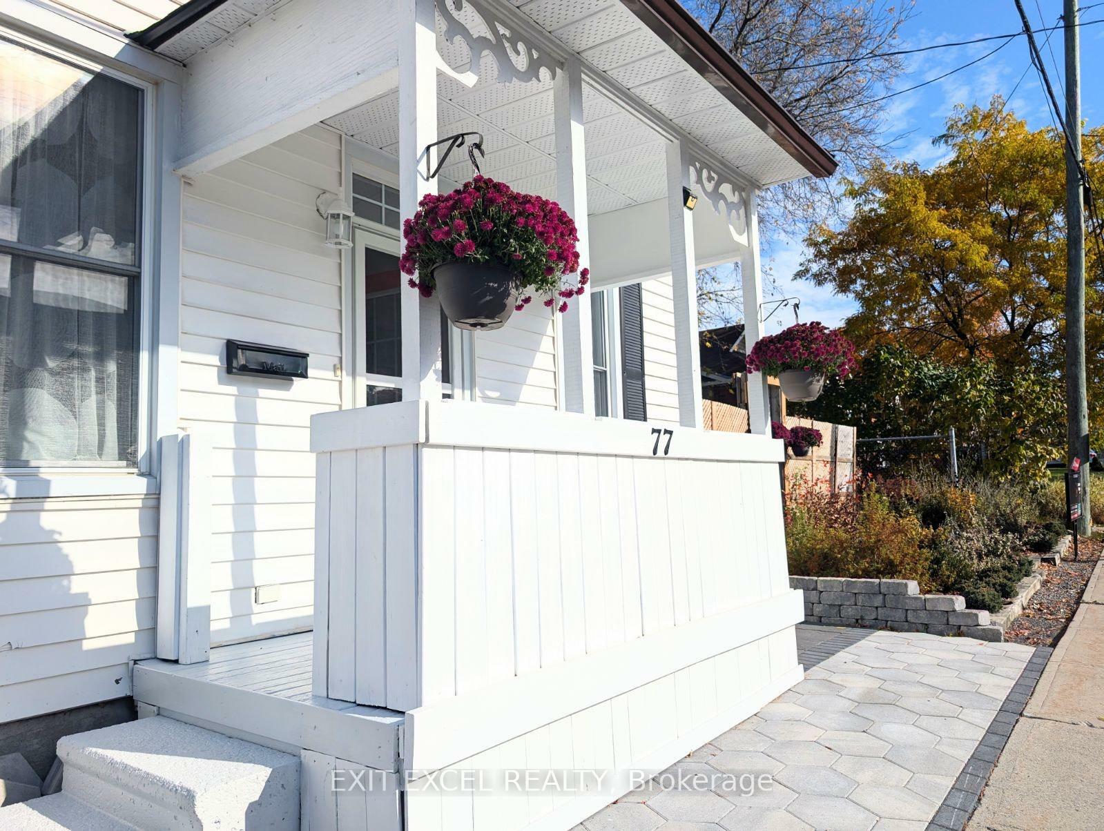 Photo de la propriété: 77 Napoleon Street ON K7C 2X4