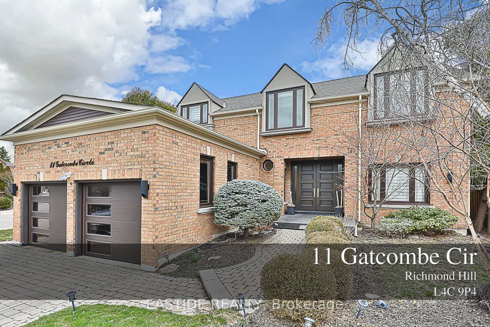 Property Photo: 11 Gatcombe Circ ON L4C 9P4