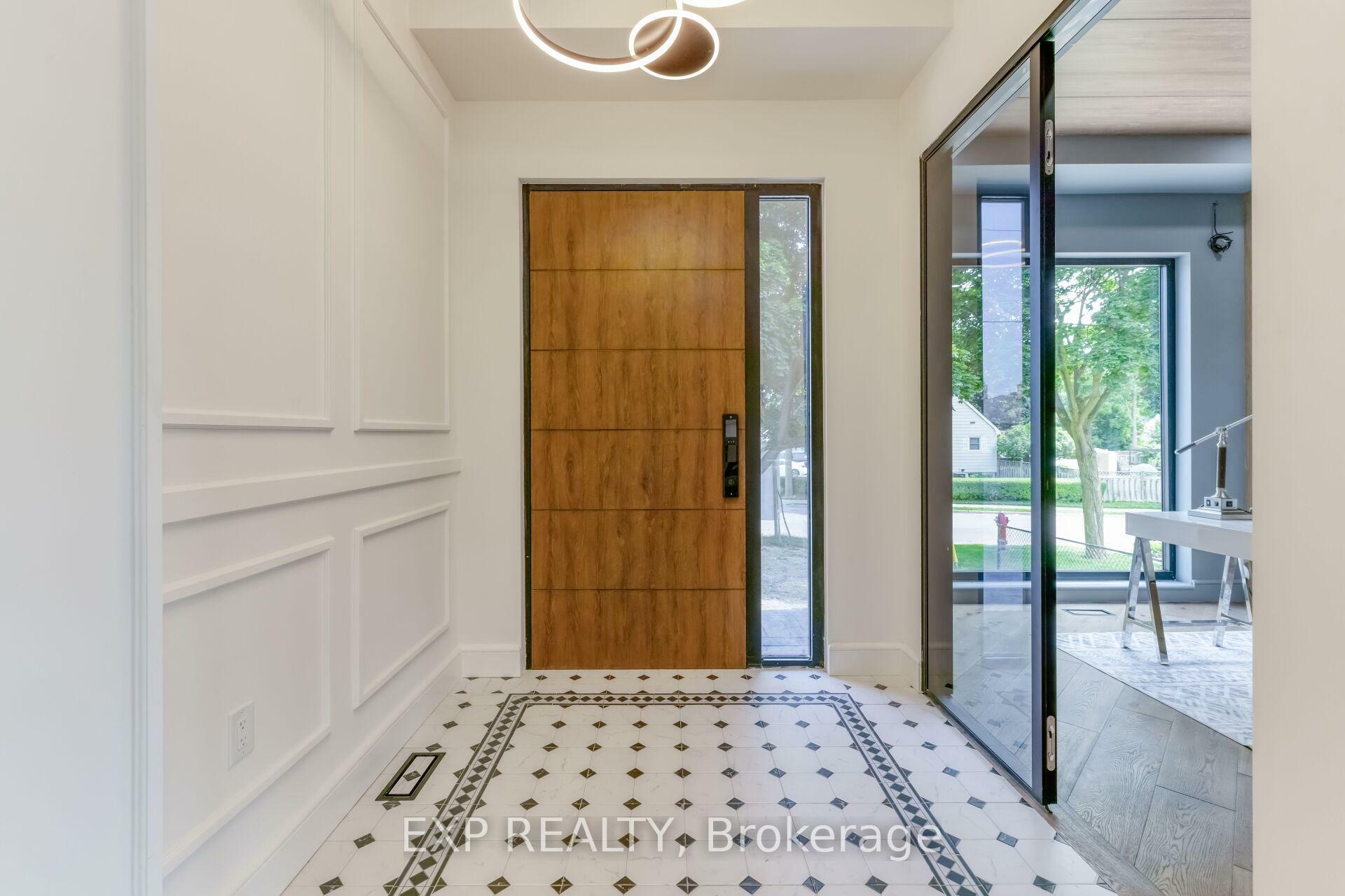 Property Photo: 47 Moore St N ON L6X 1V2