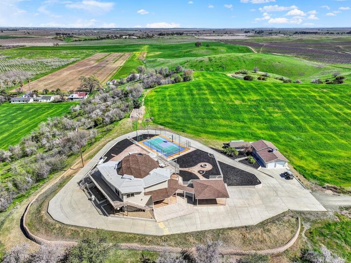 Property Photo: 8560 Holmes Lane CA 95694