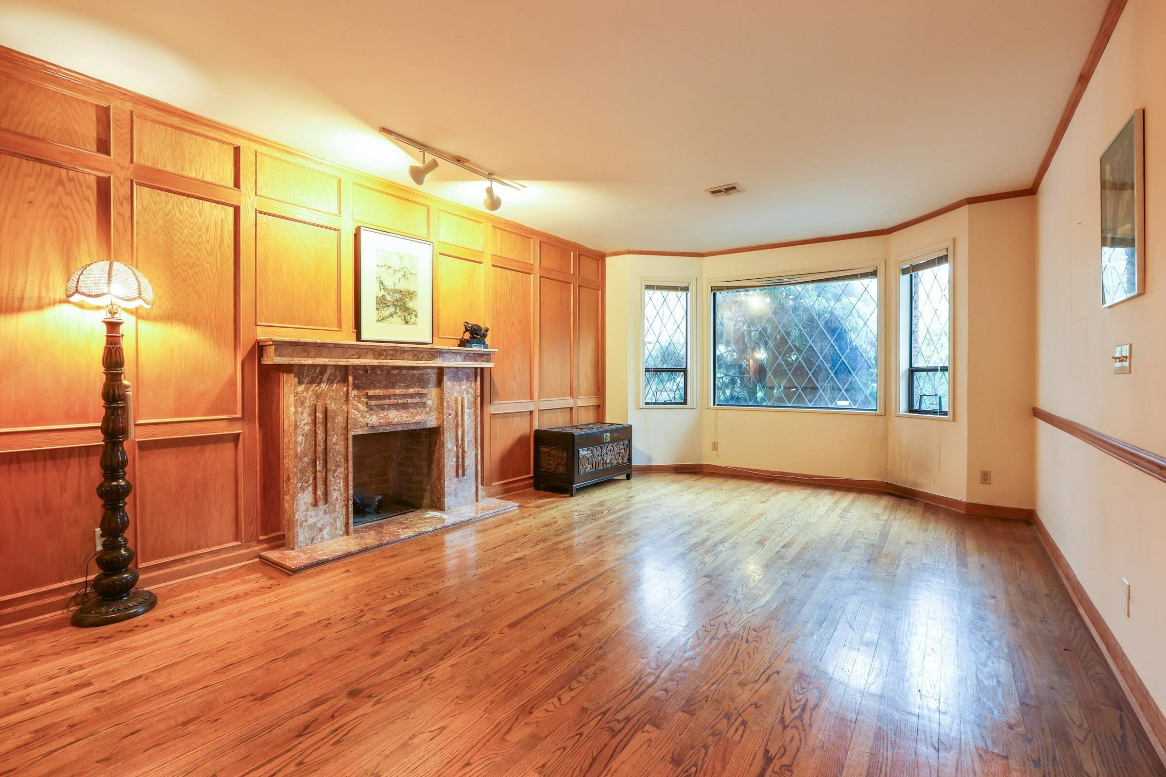 Property Photo: 1091 Richelieu Avenue BC V6H 1S9