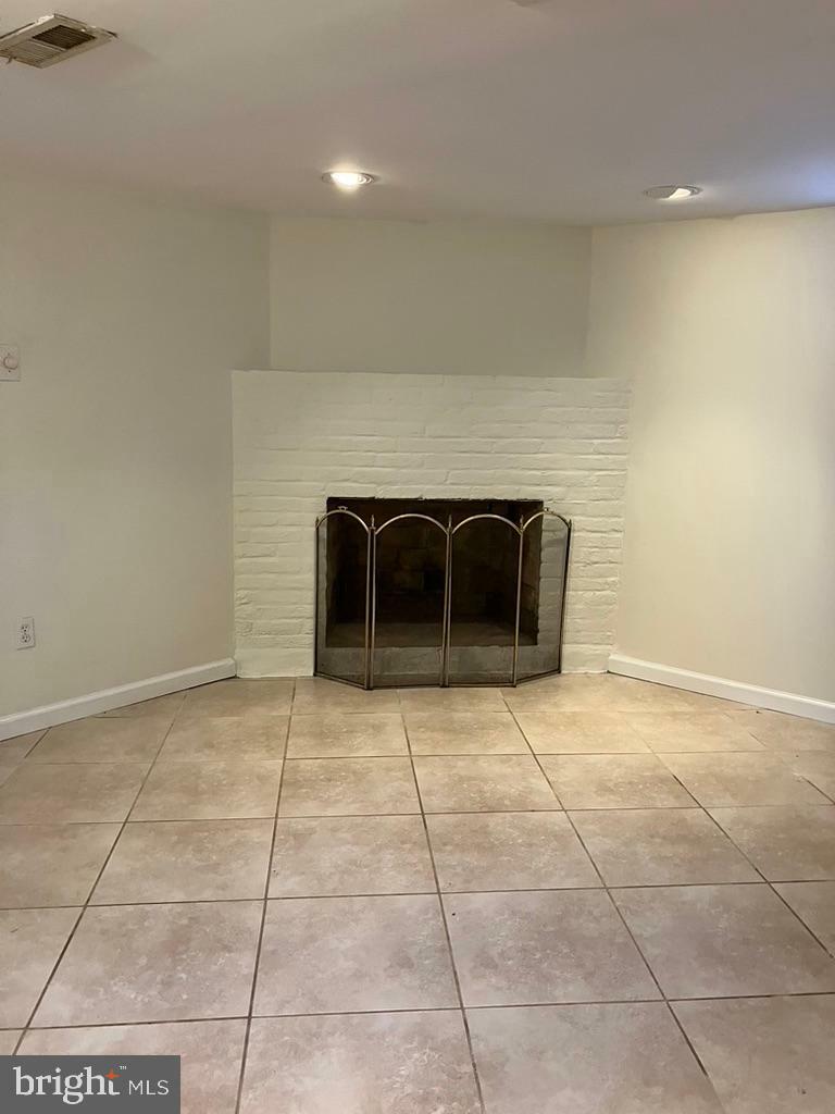 Property Photo:  2516 5th Street S Unit B  VA 22204 