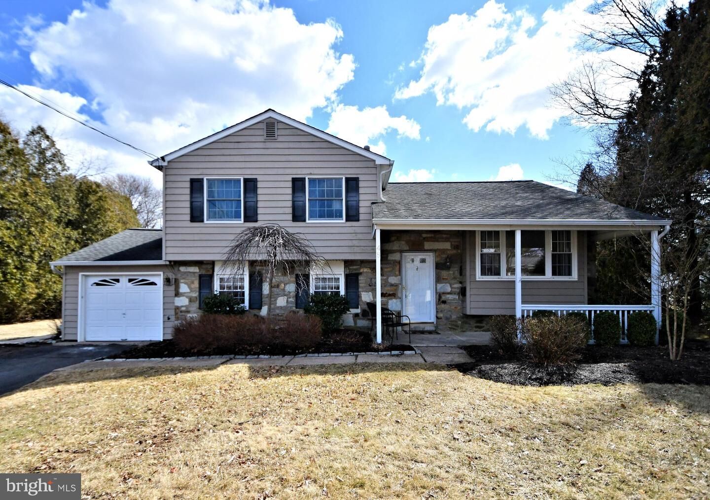 Property Photo: 48 Valley View Road PA 18914