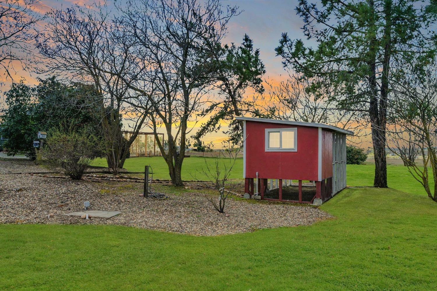 Property Photo: 10516 Thompson Way CA 95252