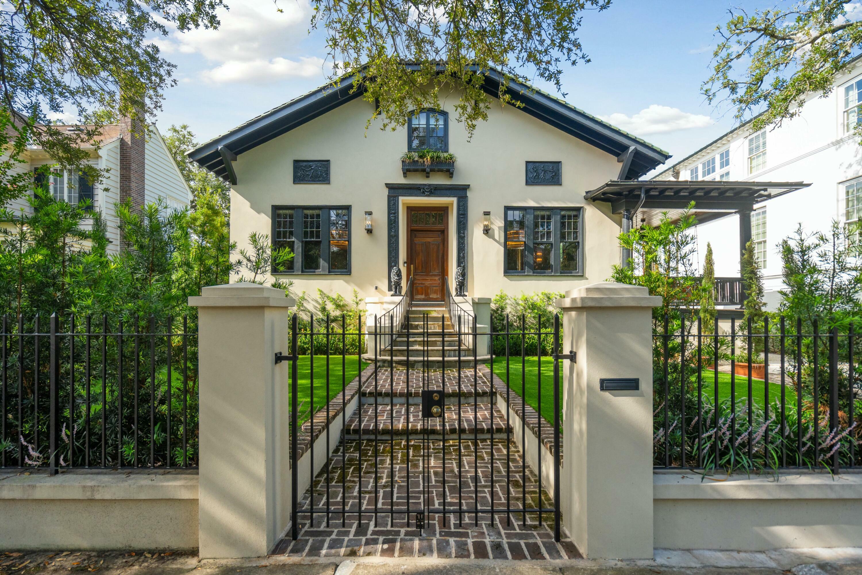 111 S Battery Street  Charleston SC 29401 photo