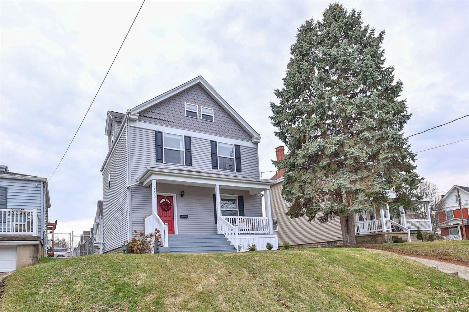 Property Photo:  2205 Hudson Avenue  OH 45212 