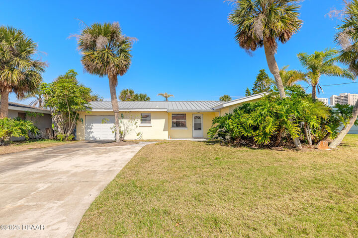 3 Coconut Row  Port Orange FL 32127 photo