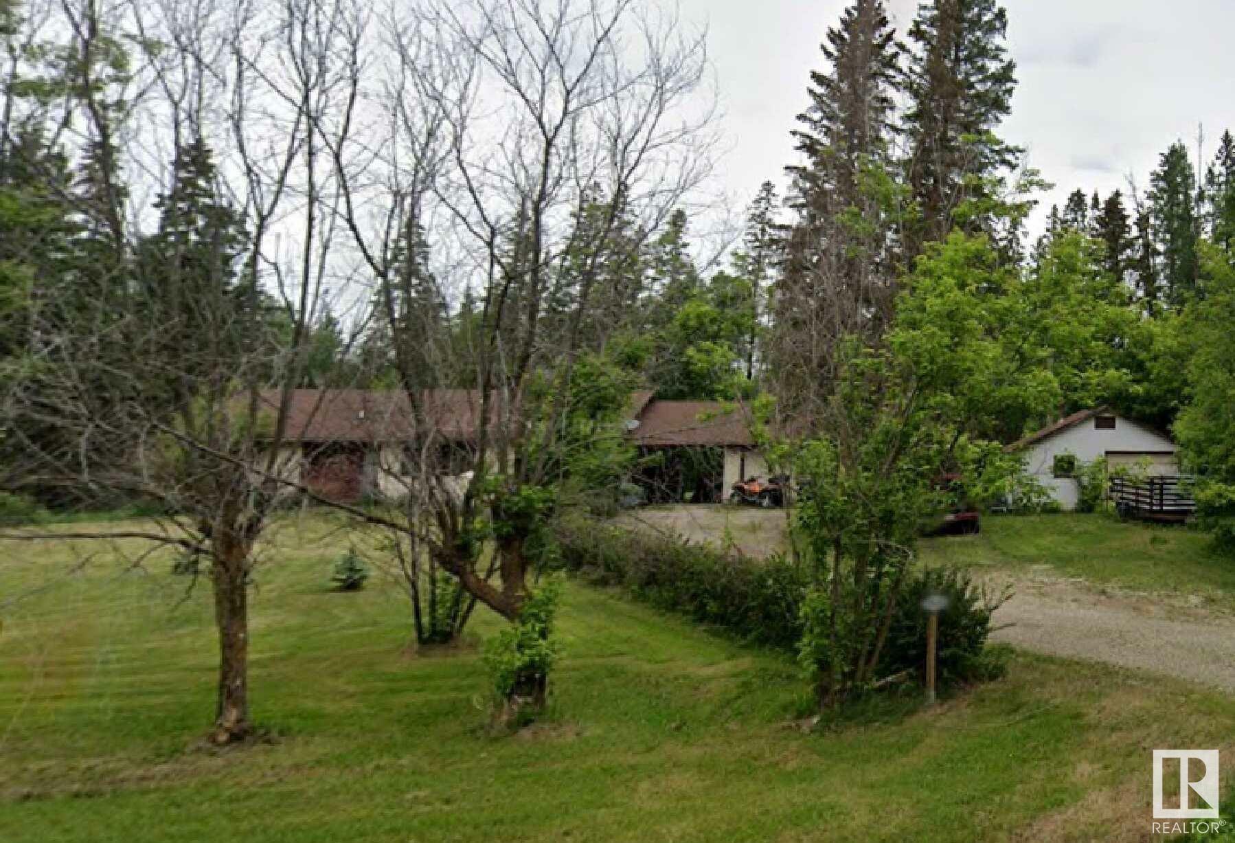 Property Photo: 28646 Osborne Drive AB T7X 6E4