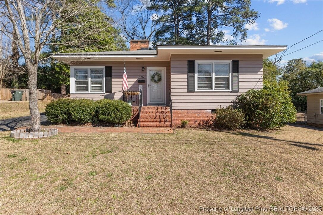 Property Photo:  316 Fairwood Court  NC 28305 