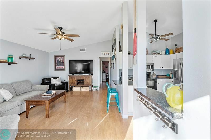 Property Photo: 831 SW 135th Way FL 33325