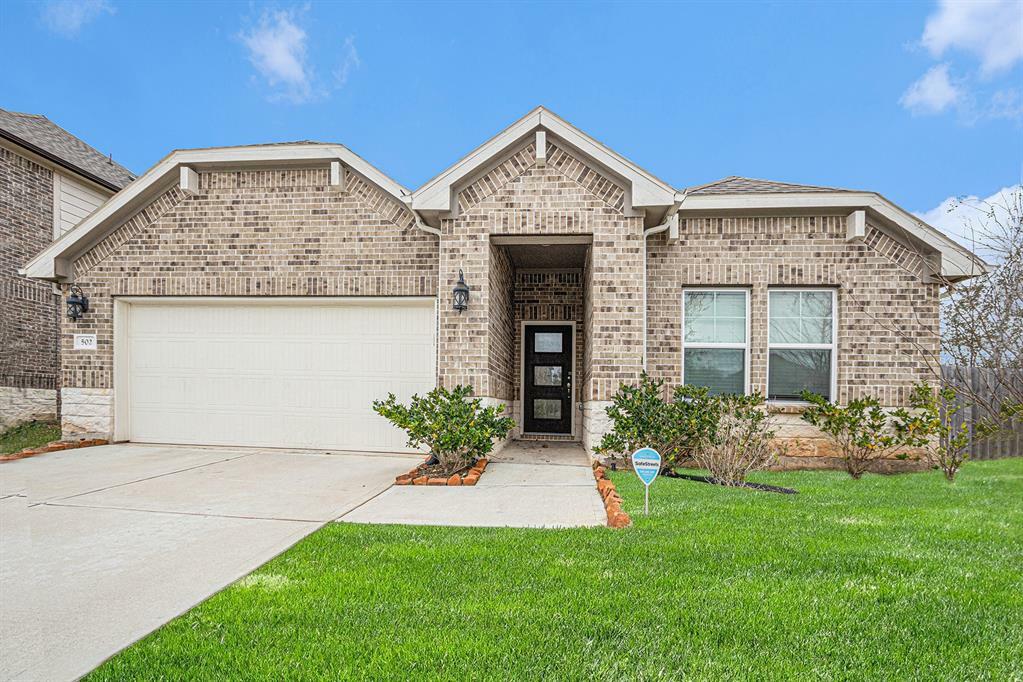 Property Photo: 502 Ellwood Terrace Lane TX 77406