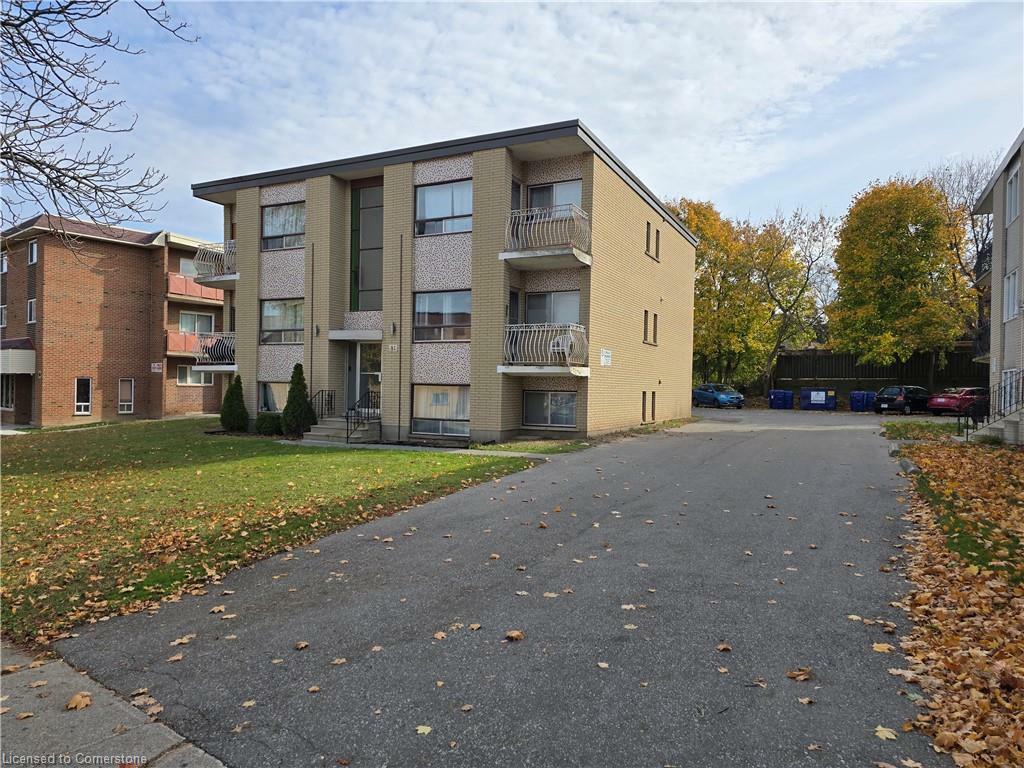Property Photo: 81 Brybeck Crescent ON N2M 2C5