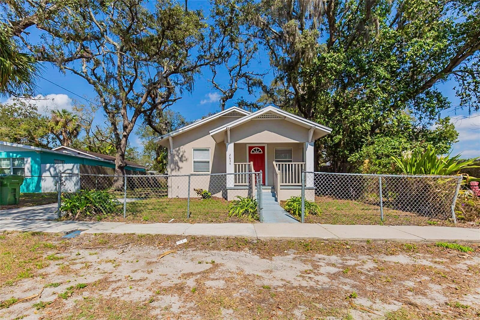 Property Photo: 2634 E 38th Avenue FL 33610