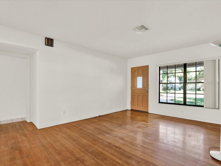 Property Photo: 3112 S Julia Circle FL 33629