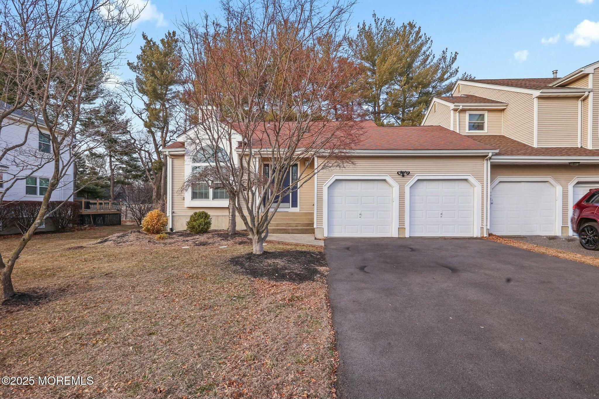 Property Photo:  3 Baytree Circle  NJ 07748 